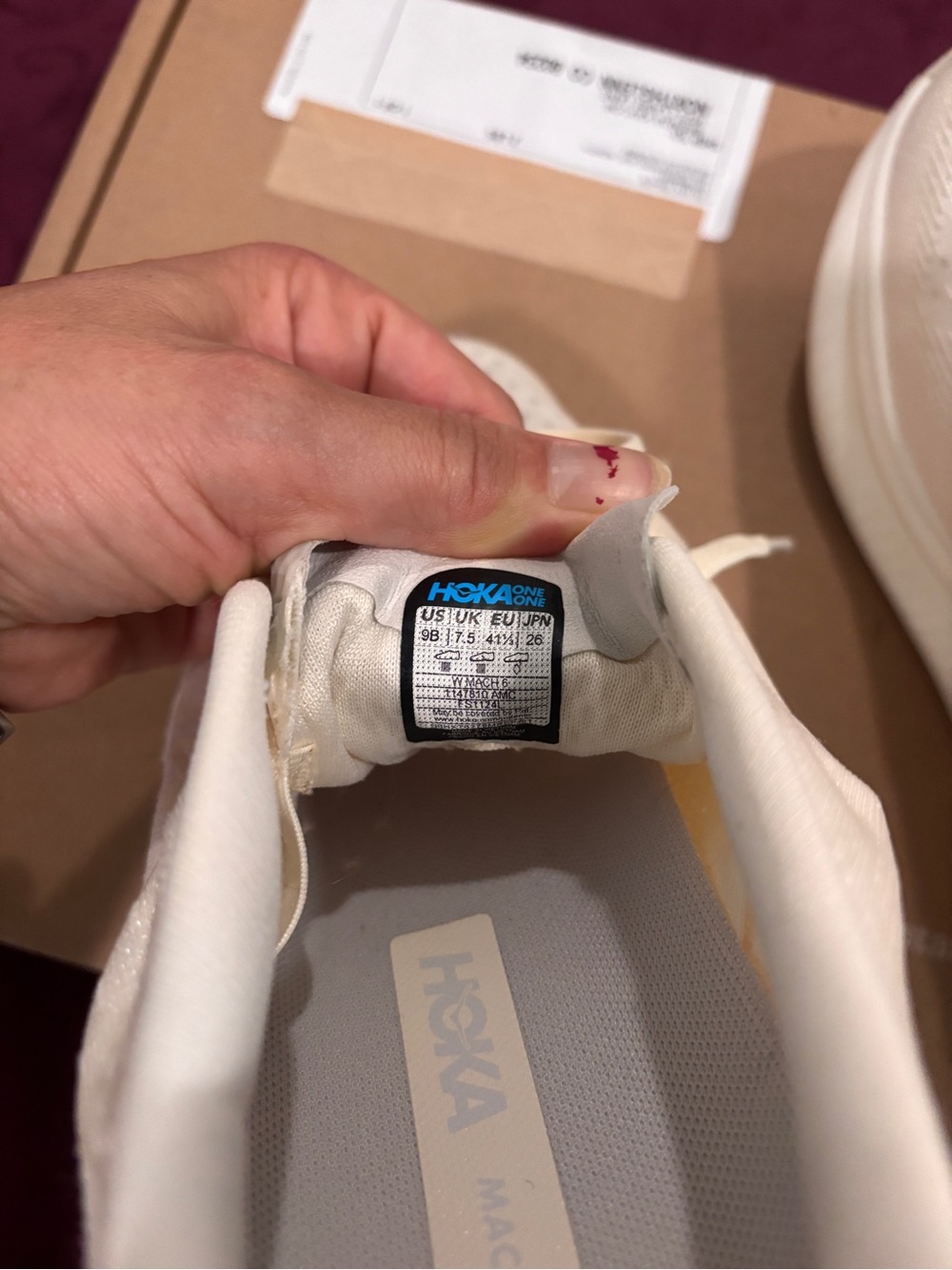 Hoka Mach 6  Running Shoes — Pale Cream Lightweight Trainer women’s 9b - Picture 8 of 8
